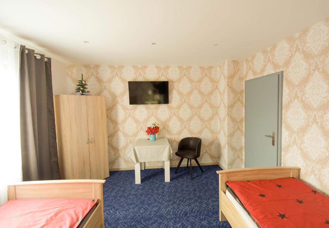 Mainzimmer - Business Apartments Hasloch  Kültér fotó