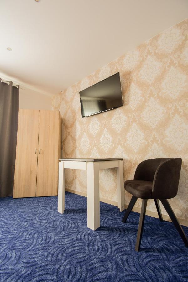 Mainzimmer - Business Apartments Hasloch  Kültér fotó