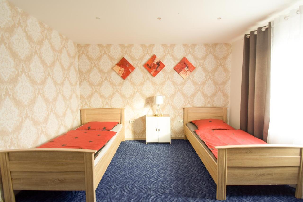 Mainzimmer - Business Apartments Hasloch  Kültér fotó