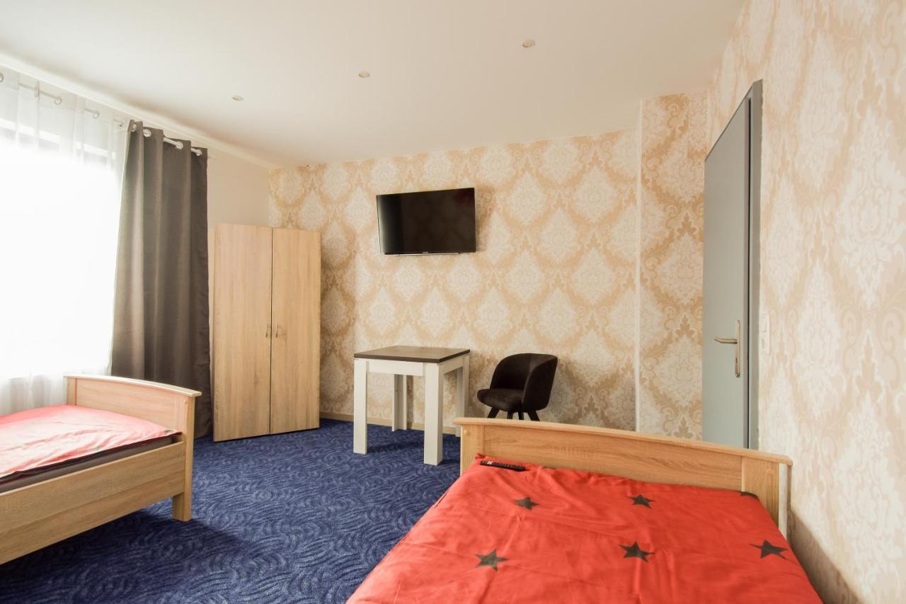 Mainzimmer - Business Apartments Hasloch  Kültér fotó