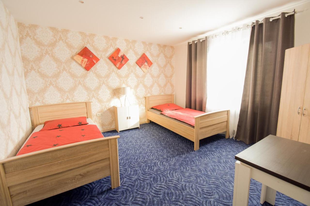 Mainzimmer - Business Apartments Hasloch  Kültér fotó