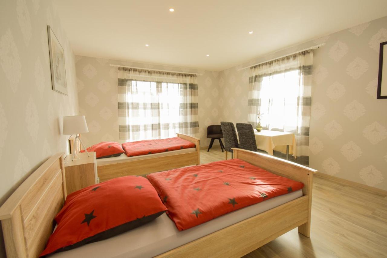 Mainzimmer - Business Apartments Hasloch  Kültér fotó